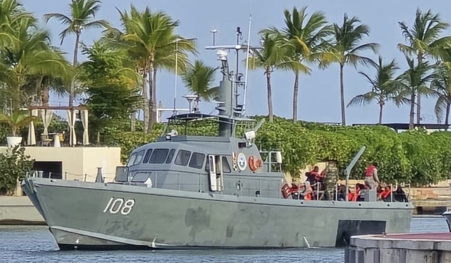 911 coordina junto a la Armada el rescate de 33 personas que se fueron en yola Ensegundos República Dominicana