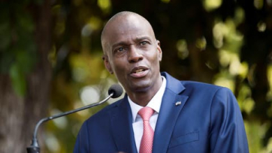 Cuerpo sin vida de Jovenel Moise es llevada a la morgue privada Pax Villa