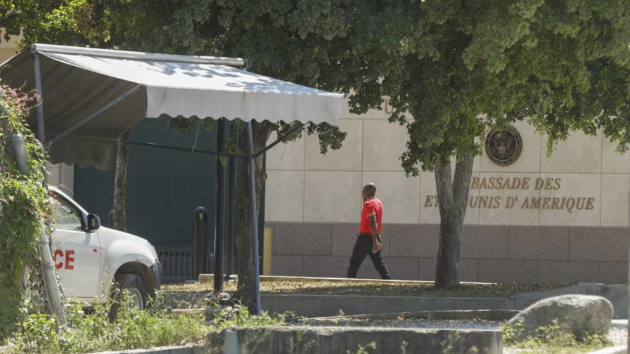 Estados Unidos anuncia un reciente vuelo chárter para la evacuación de sus ciudadanos desde Haití